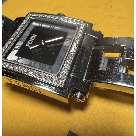 FENDI Ladies Diamond Quadro Orologi Watch 6000L Authentic New Battery main image 15